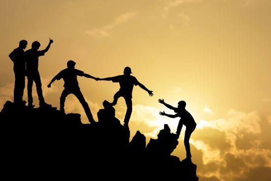 01. Legacy Leaders: Synergy & Leadership Edge